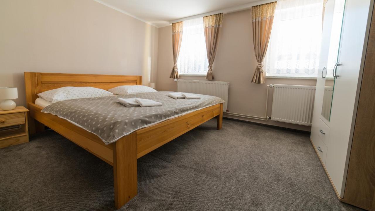 Apartmany U Sjezdovky 克维尔达 外观 照片